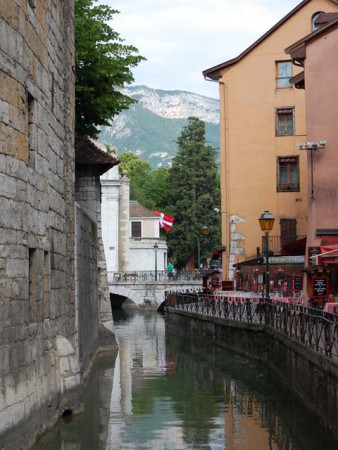 Cours d'eau "le Thiou"